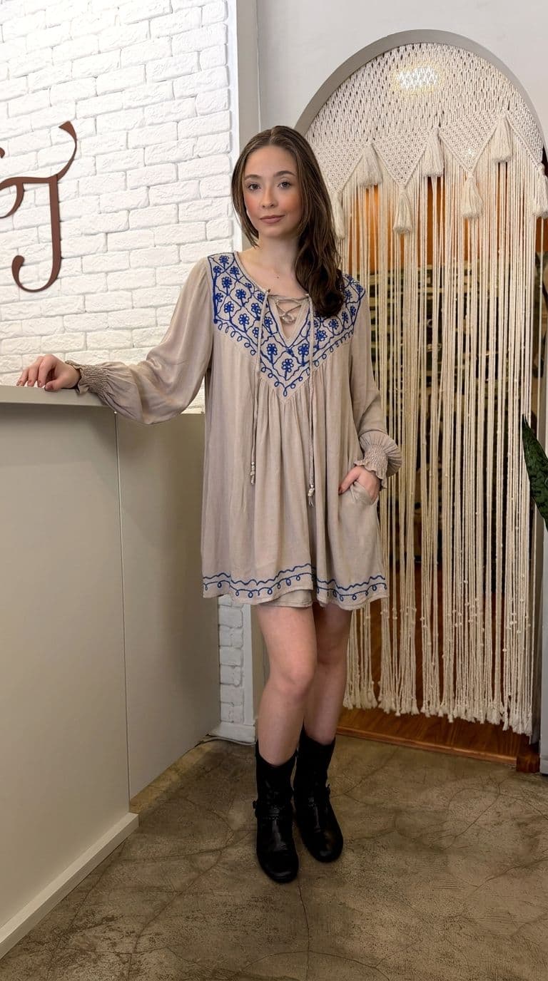 Vestido Curto Bata Céu — foto 1